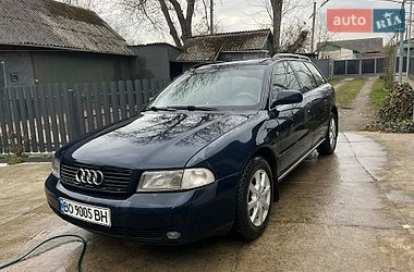 Универсал Audi A4 1996 в Подгайцах