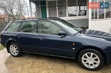 Универсал Audi A4 1996 в Подгайцах