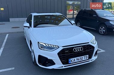 Седан Audi A4 2022 в Киеве