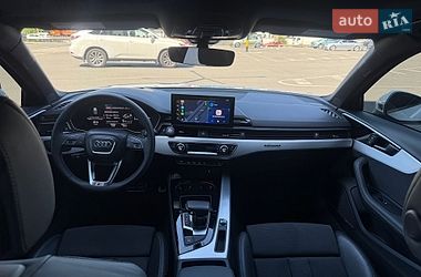 Седан Audi A4 2022 в Киеве