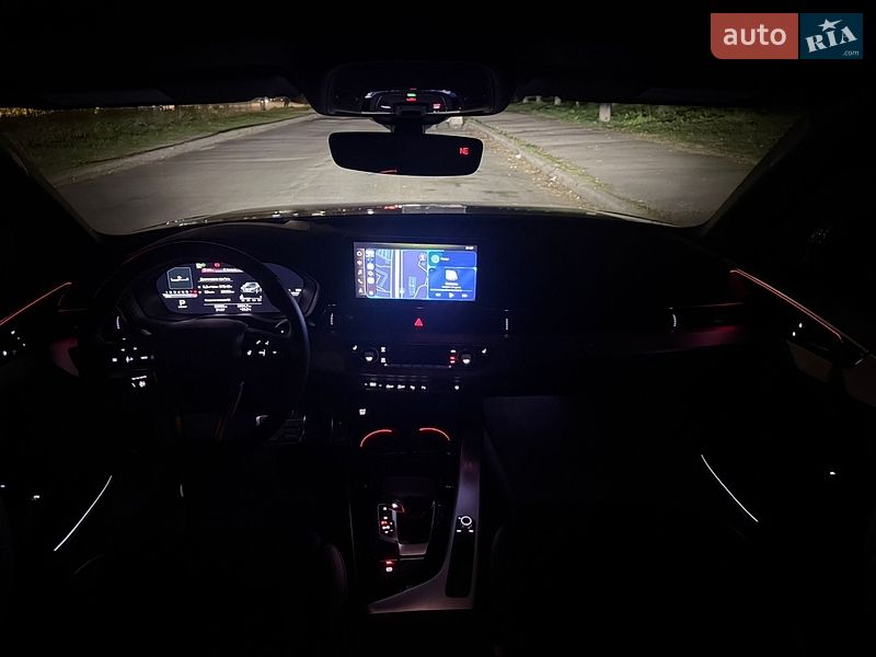 Седан Audi A4 2022 в Киеве