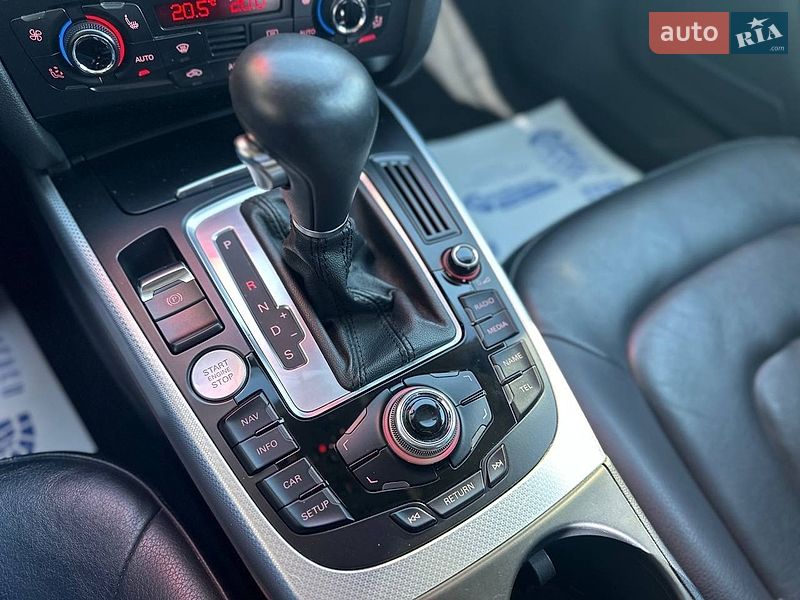 Седан Audi A4 2011 в Києві