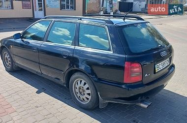 Универсал Audi A4 1999 в Горохове