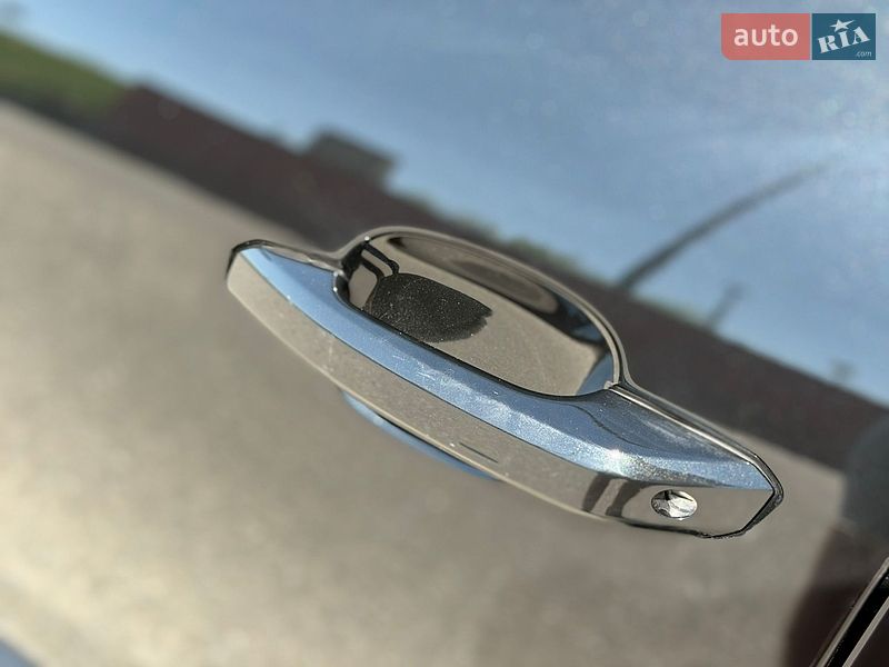 Седан Audi A4 2023 в Києві