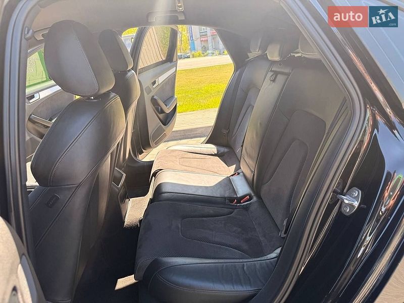 Седан Audi A4 2011 в Киеве