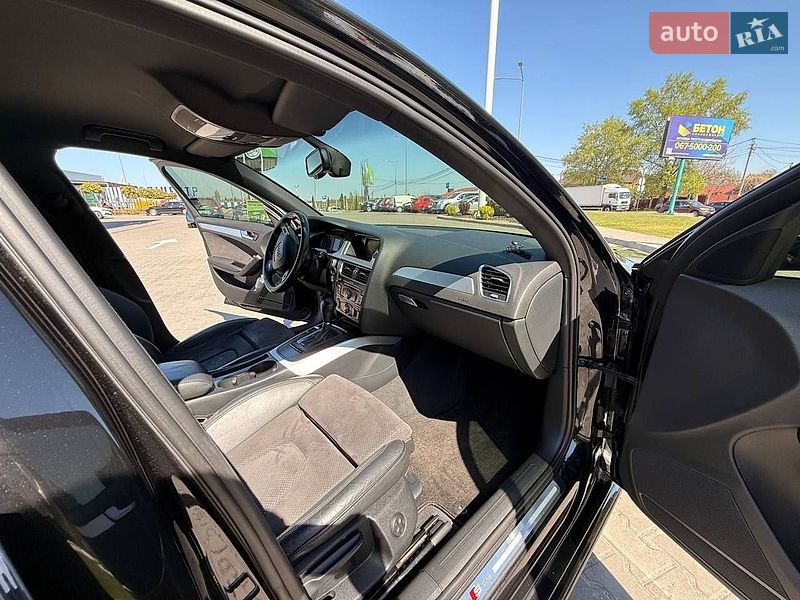 Седан Audi A4 2011 в Киеве