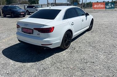 Седан Audi A4 2017 в Здолбунове