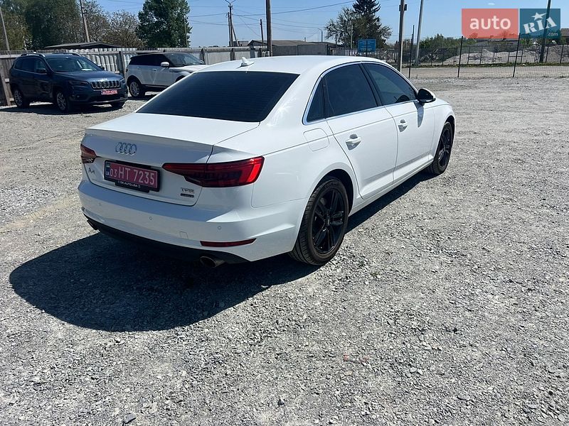 Седан Audi A4 2017 в Здолбунове