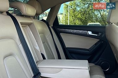 Седан Audi A4 2013 в Ивано-Франковске