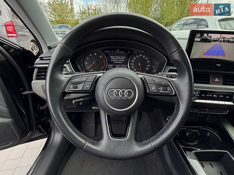 Седан Audi A4 2020 в Львові