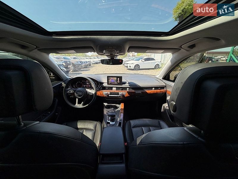 Седан Audi A4 2018 в Виннице