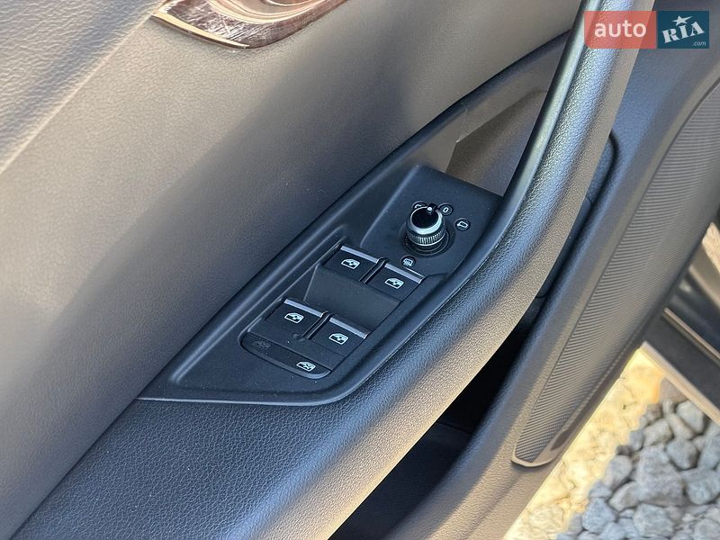 Седан Audi A4 2018 в Виннице