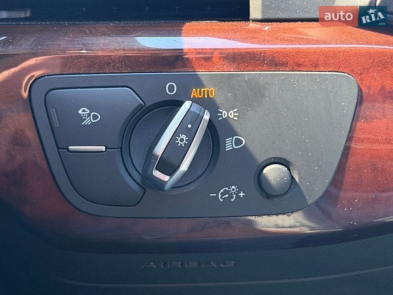 Седан Audi A4 2018 в Виннице