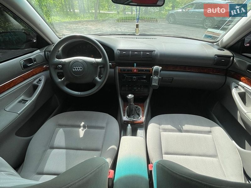 Универсал Audi A4 2000 в Виннице