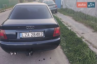 Седан Audi A4 1996 в Новой Басане