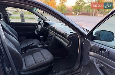 Седан Audi A4 1995 в Чернигове