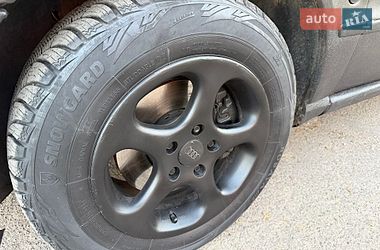 Седан Audi A4 1995 в Чернигове