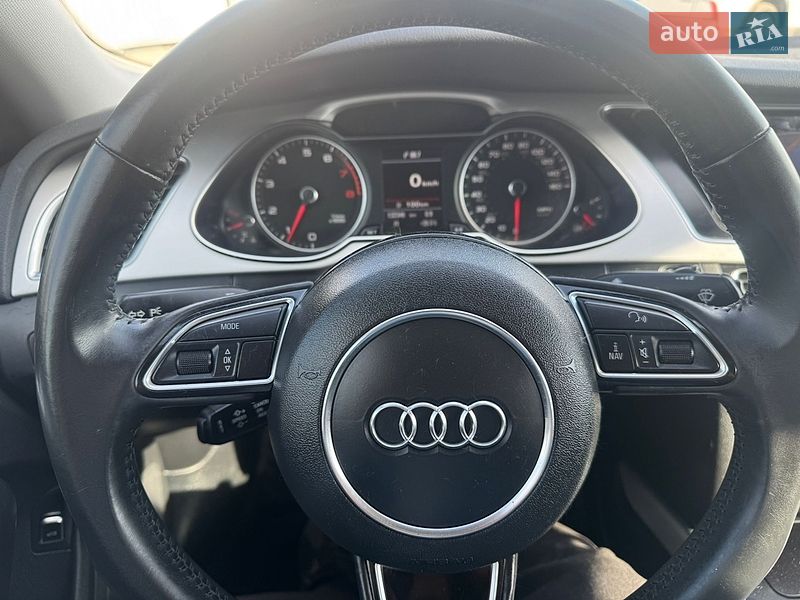 Седан Audi A4 2016 в Луцьку