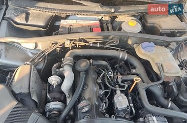 Седан Audi A4 1997 в Новой Басане