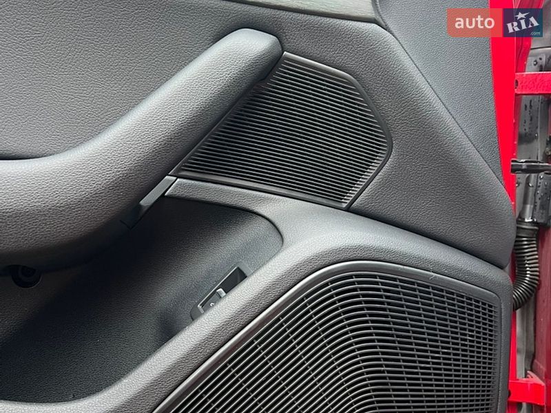 Седан Audi A4 2016 в Одессе