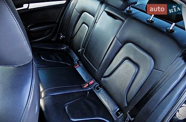 Седан Audi A4 2013 в Черкасах
