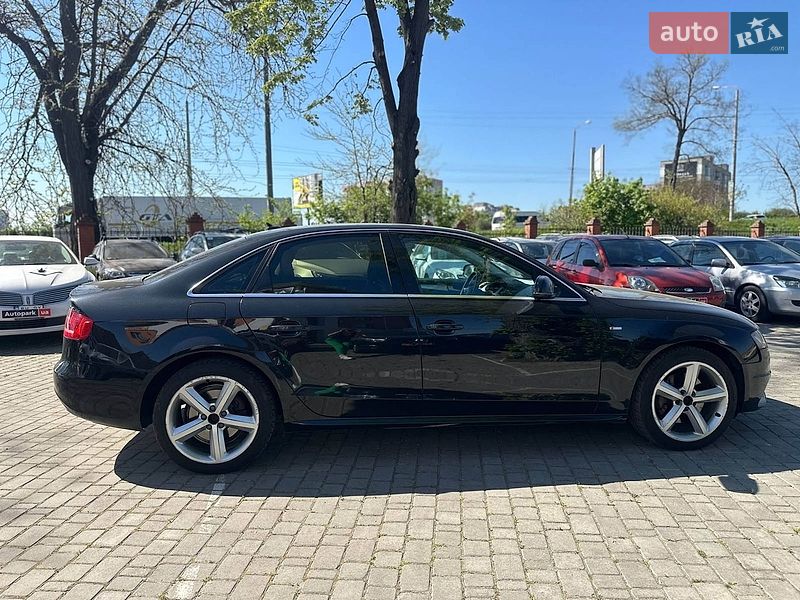 Седан Audi A4 2011 в Одессе