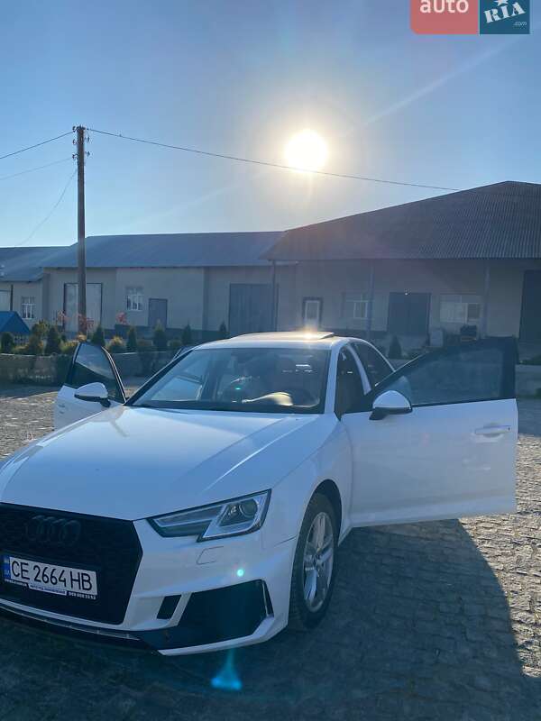 Седан Audi A4 2017 в Чернівцях