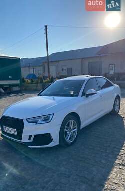 Седан Audi A4 2017 в Чернівцях