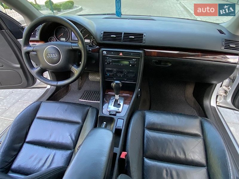 Універсал Audi A4 2002 в Рівному