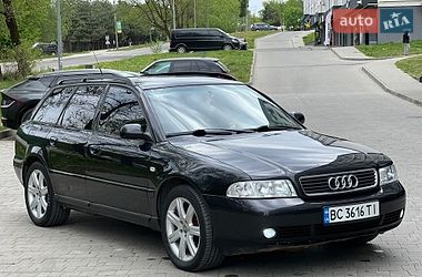 Універсал Audi A4 2000 в Новояворівську