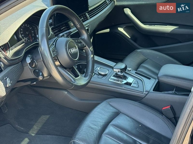 Седан Audi A4 2017 в Киеве