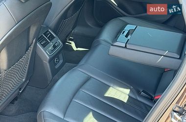 Седан Audi A4 2017 в Киеве