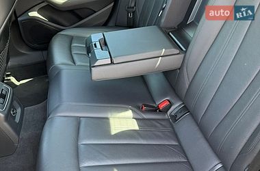 Седан Audi A4 2017 в Киеве