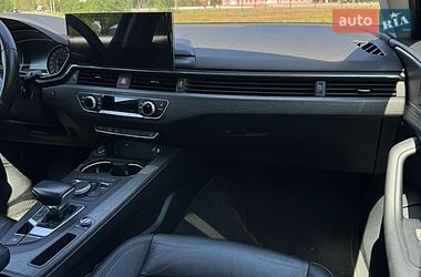 Седан Audi A4 2017 в Киеве