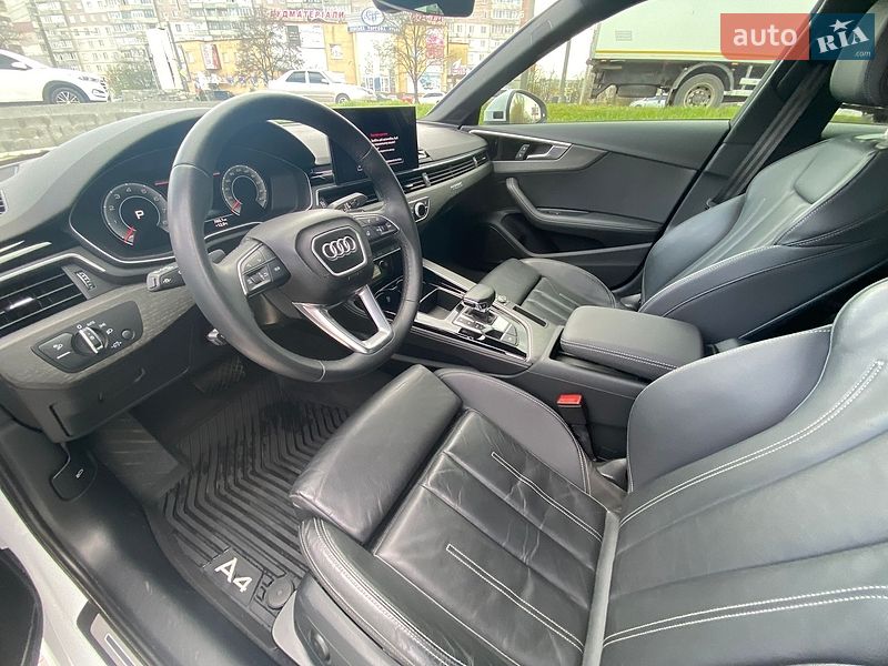 Седан Audi A4 2023 в Сумах