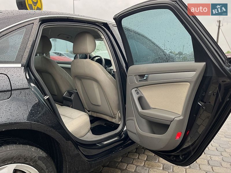 Седан Audi A4 2008 в Мукачевому