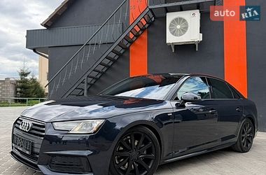 Седан Audi A4 2018 в Дубні