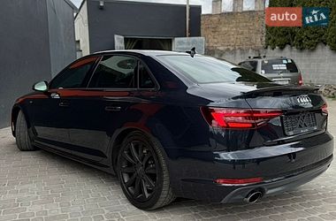 Седан Audi A4 2018 в Дубні