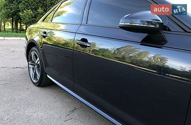 Седан Audi A4 2018 в Ирпене