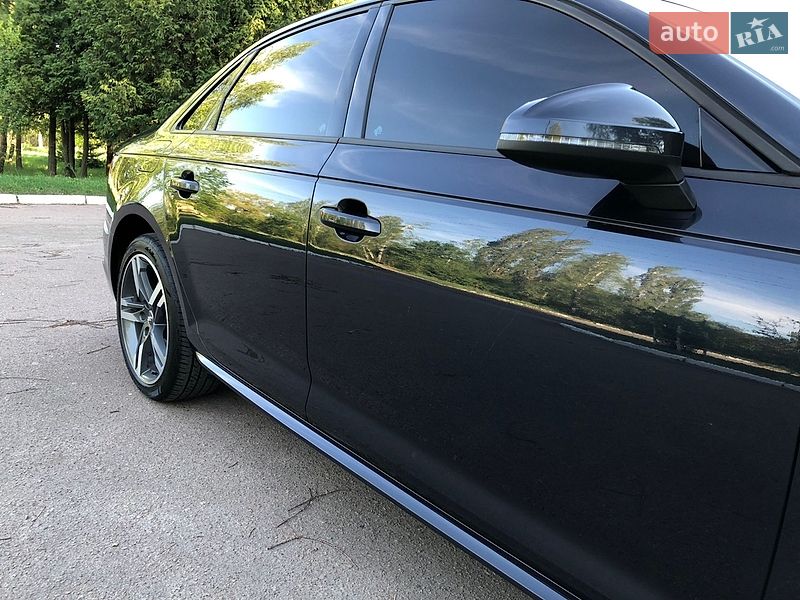 Седан Audi A4 2018 в Ирпене