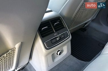Седан Audi A4 2018 в Ирпене