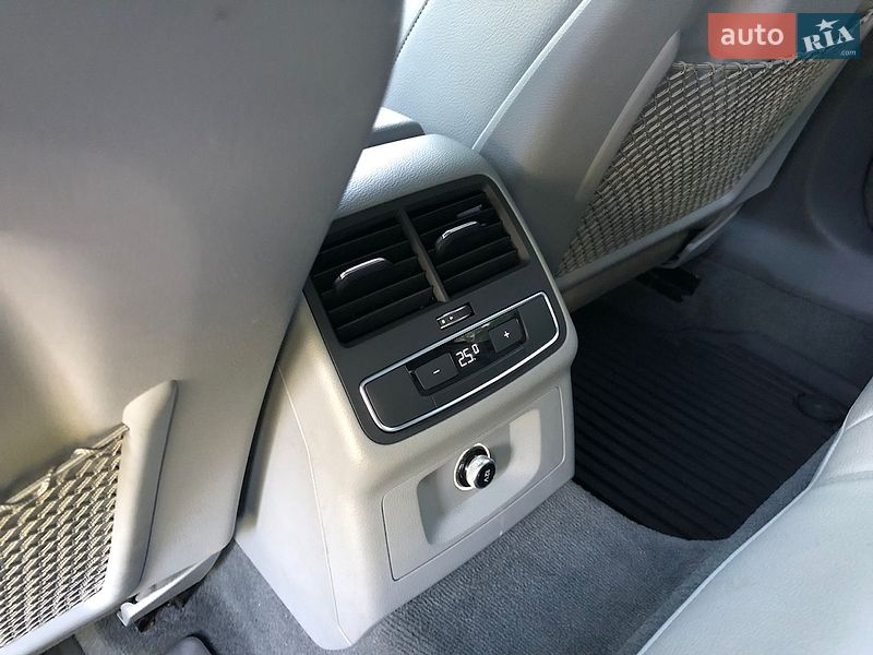 Седан Audi A4 2018 в Ирпене