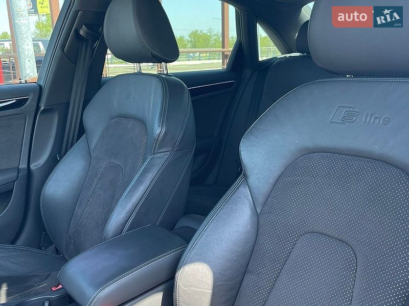 Седан Audi A4 2015 в Києві