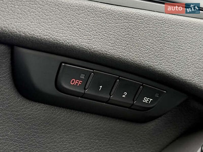 Седан Audi A4 2015 в Хмельницькому