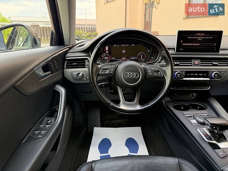 Седан Audi A4 2018 в Стрые