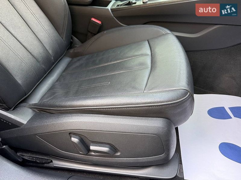 Седан Audi A4 2018 в Стрые
