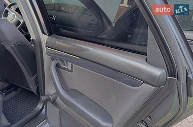 Седан Audi A4 2004 в Калиновке