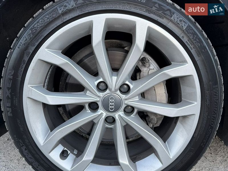 Универсал Audi A4 2016 в Киеве