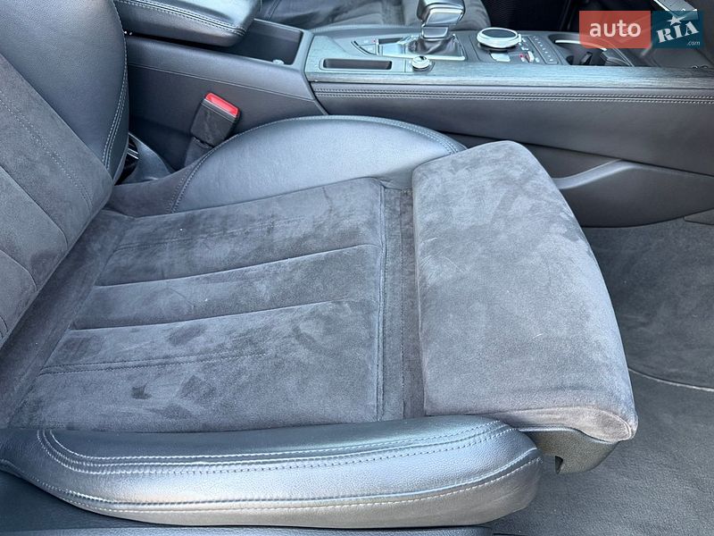 Универсал Audi A4 2016 в Киеве