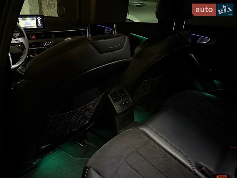 Универсал Audi A4 2016 в Киеве